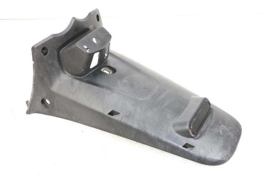 photo de ALETA TRASERA MBK OVETTO ONE 2T 50 (2013 - 2017) - Primer plano técnico