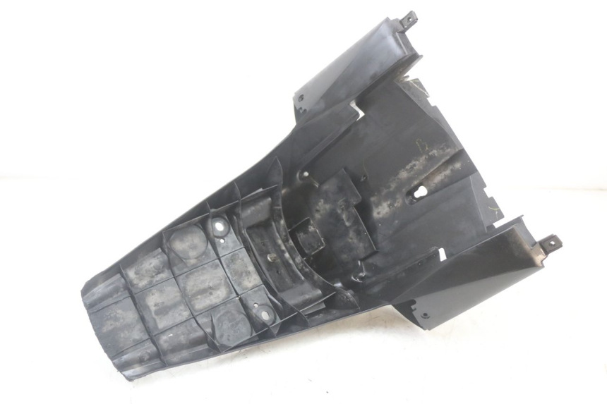 photo de ALETA TRASERA HONDA PCX (JF28) 125 (2009 - 2011) - Estado de la superficie y material