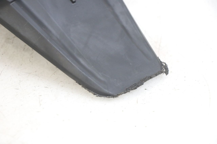 photo de GUARDABARROS TRASERO HONDA PCX (JF47) 125 (2012 - 2013) - Primer plano técnico