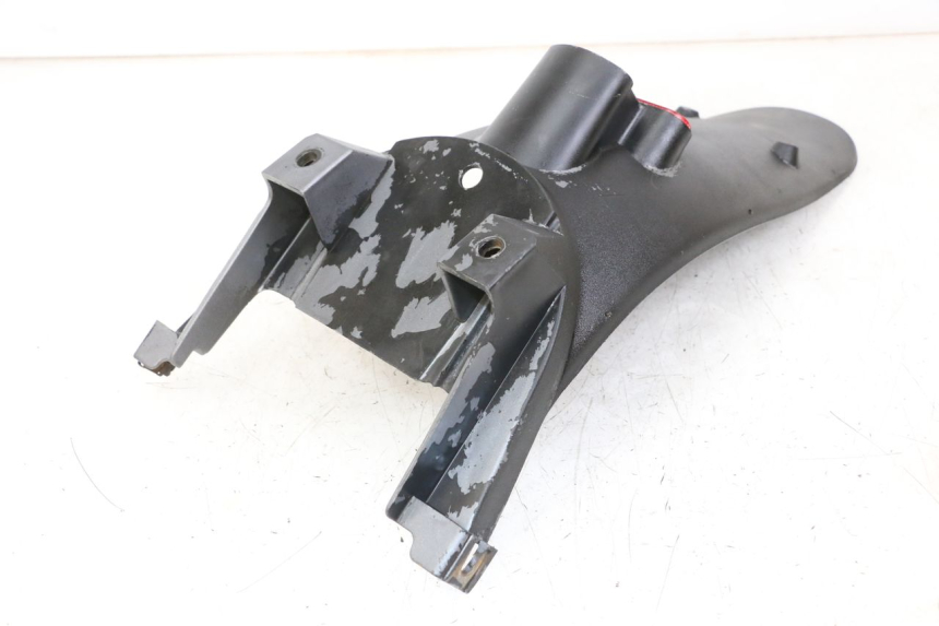 photo de ALETA TRASERA PIAGGIO BEVERLY 125 (1998 - 2005) - Otra perspectiva