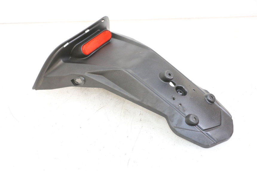 photo de ALETA TRASERA PIAGGIO NEW TYPHOON 50 (2010 - 2017) - Estado de la superficie y material