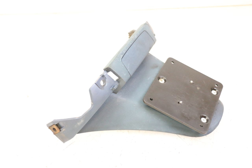 photo de GUARDABARROS TRASERO PIAGGIO VESPA LX 2T 50 (2005 - 2013) - Primer plano técnico