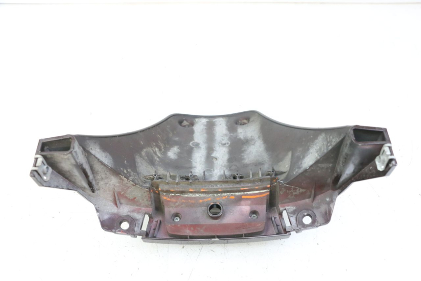 photo de ALETA TRASERA PIAGGIO VESPA LX IE 125 (2010 - 2012) - Detalles de los puntos de fijación