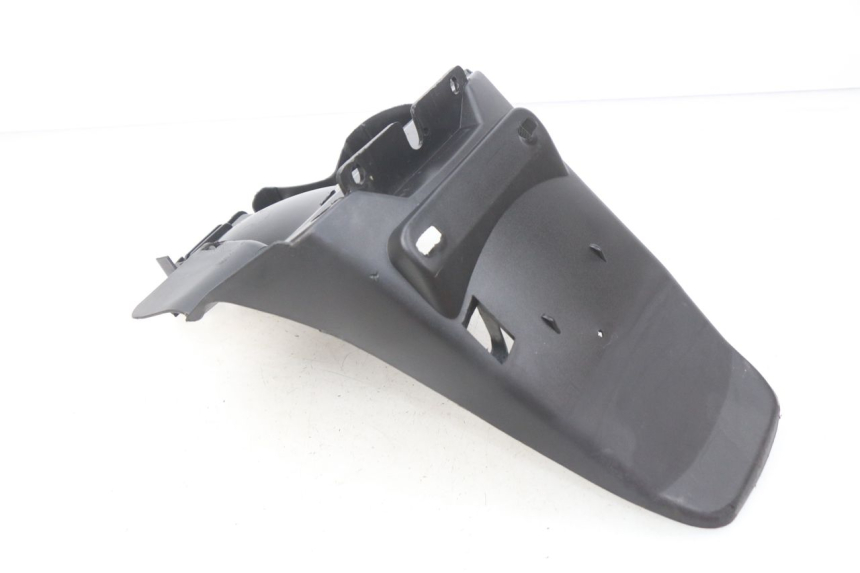 photo de ALETA TRASERA TNT MOTOR ROMA 10' 4T 50 (2007 - 2018) - Primer plano técnico