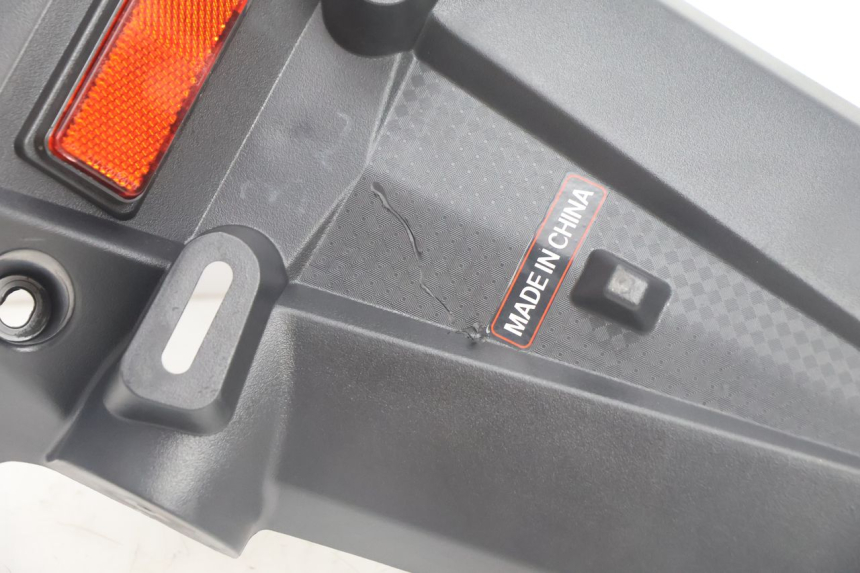 photo de ALETA TRASERA JM MOTORS SANTANA EVO 50 (2024 - 2026) - Detalle de la pieza