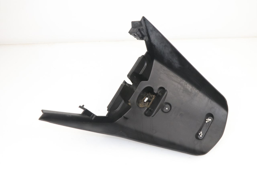 photo de GUARDABARROS TRASERO PEUGEOT SATELIS COMPRESSOR K15 125 (2006 - 2009) - Detalle de la pieza