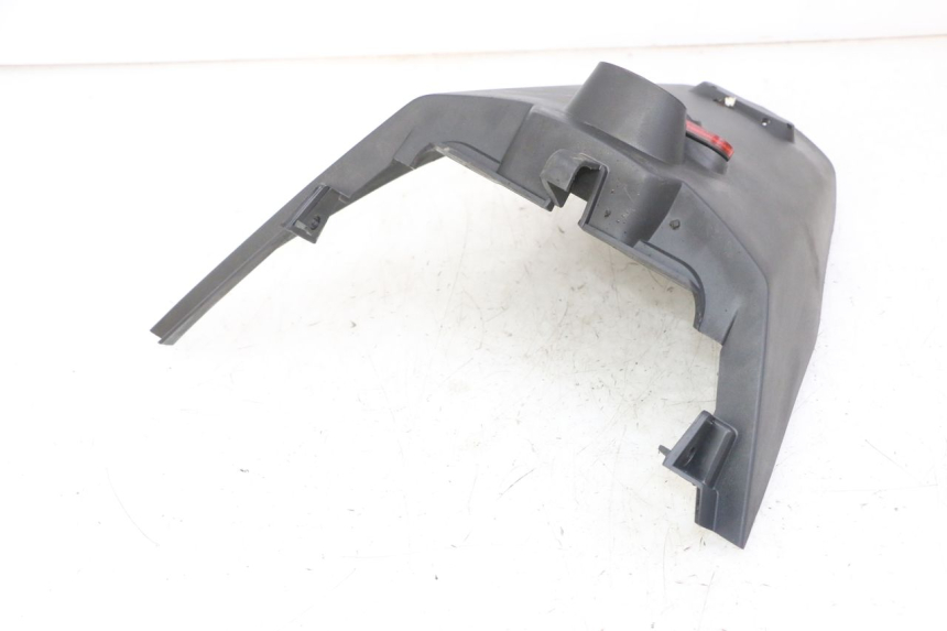 photo de ALETA TRASERA PEUGEOT SATELIS 125 (2013 - 2018) - Zoom estado de uso