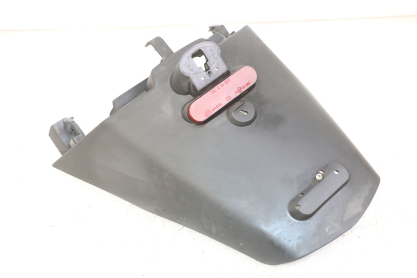 photo de ALETA TRASERA PEUGEOT SATELIS 125 (2013 - 2018) - Otra perspectiva