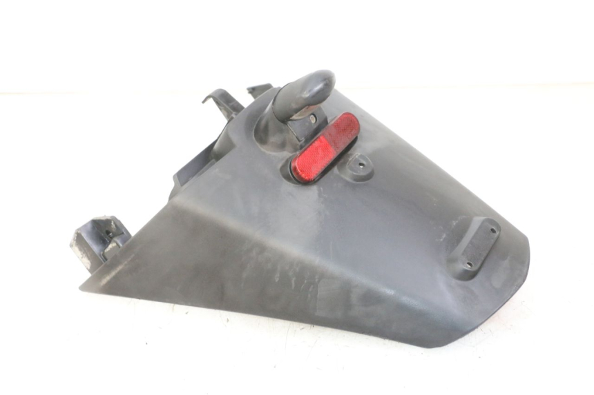 photo de ALETA TRASERA PEUGEOT SATELIS 125 (2013 - 2018) - Primer plano técnico