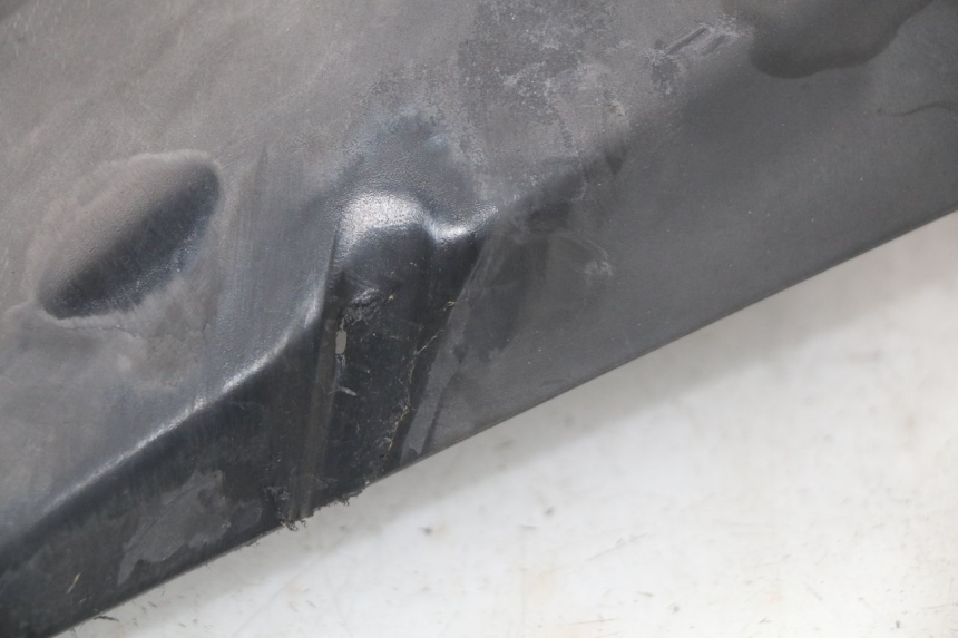 photo de GUARDABARROS TRASERO HONDA SCV LEAD 100 (2003 - 2007) - Detalle de la pieza