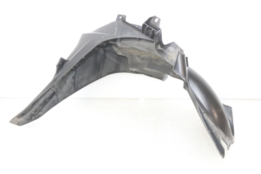 photo de GUARDABARROS TRASERO SUZUKI SIXTEEN 125 (2008 - 2010) - Primer plano técnico