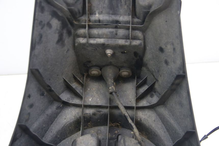 photo de GUARDABARROS TRASERO SUZUKI SIXTEEN 125 (2008 - 2010) - Vista principal