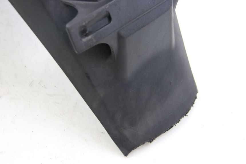 photo de GUARDABARROS TRASERO SUZUKI SIXTEEN 125 (2008 - 2010) - Marcados y referencias originales