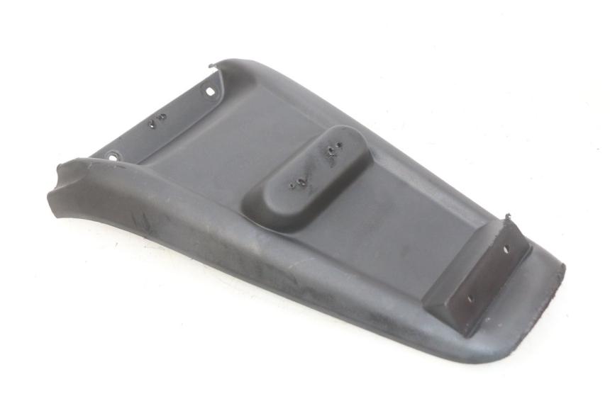 photo de GUARDABARROS TRASERO YAMAHA SLIDER NAKED 50 (2004 - 2018) - Primer plano técnico