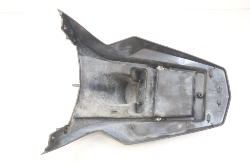 photo de GUARDABARROS TRASERO PEUGEOT SPEEDFIGHT 3 AIR 50 (2009 - 2015) - Detalle de la pieza