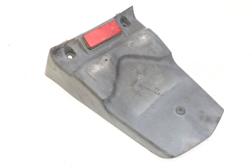 photo de ALETA TRASERA HONDA ST PAN EUROPEAN 1300 (2002 - 2013) - Primer plano técnico
