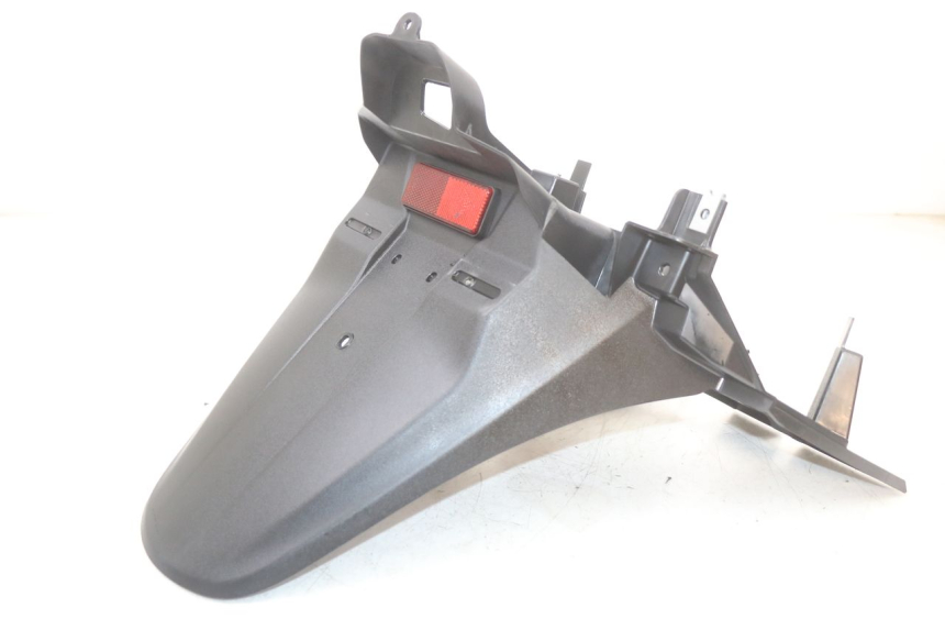 photo de ALETA TRASERA SUZUKI BURGMAN 125 (2018 - 2021) - Zoom estado de uso