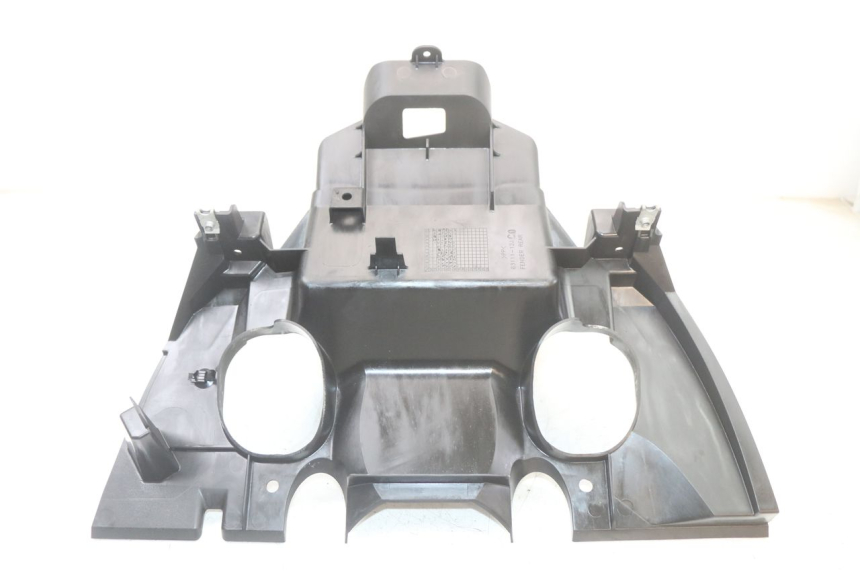 photo de ALETA TRASERA SUZUKI BURGMAN 125 (2018 - 2021) - Primer plano técnico