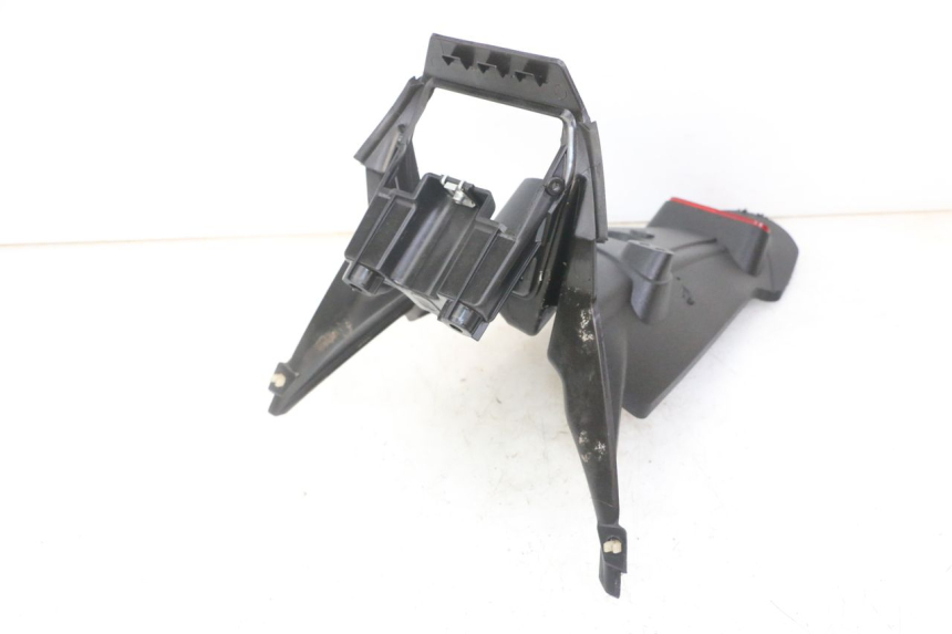 photo de GUARDABARROS TRASERO APRILIA SXR 50 (2021 - 2023) - Estado de la superficie y material