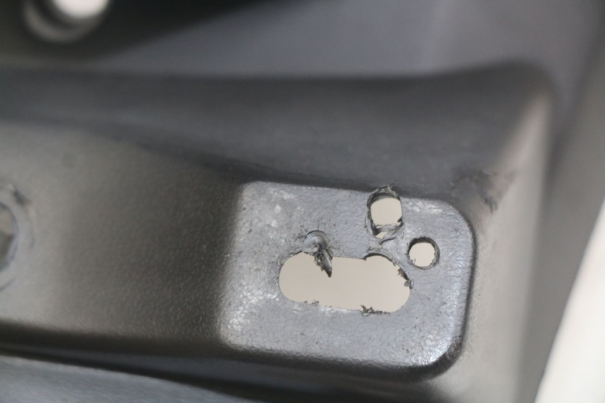 photo de GUARDABARROS TRASERO SYM SYMPHONY 125 (2009 - 2015) - Detalle de la pieza