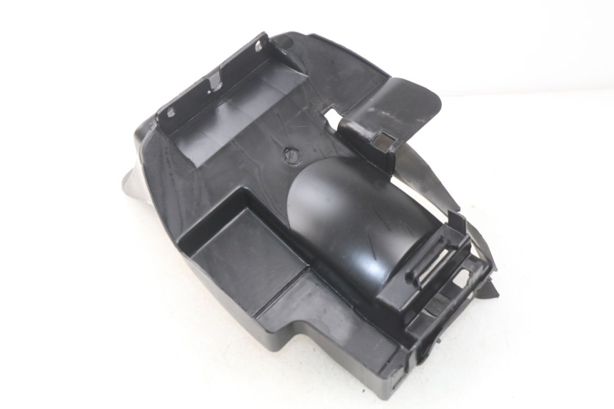 photo de ALETA TRASERA BAOTIAN TRAVEL SPIRIT 50 (2010 - 2012) - Otra perspectiva