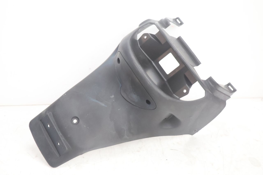 photo de ALETA TRASERA PEUGEOT TREKKER 50 (1995 - 2004) - Detalle de la pieza