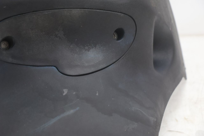 photo de ALETA TRASERA PEUGEOT TREKKER 50 (1995 - 2004) - Primer plano técnico
