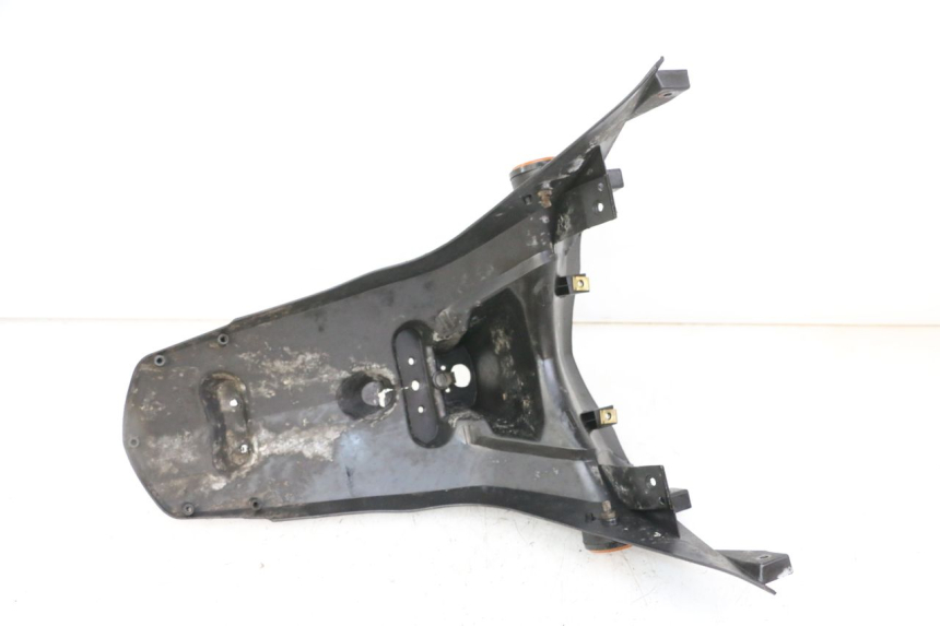 photo de ALETA TRASERA PEUGEOT TWEET PRO CARGO 50 (2018 - 2022) - Zoom estado de uso