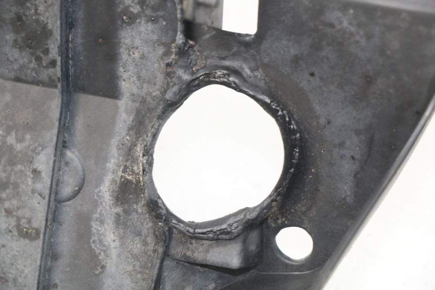 photo de GUARDABARROS TRASERO PEUGEOT V-CLIC VCLIC 50 (2007 - 2013) - Zoom estado de uso