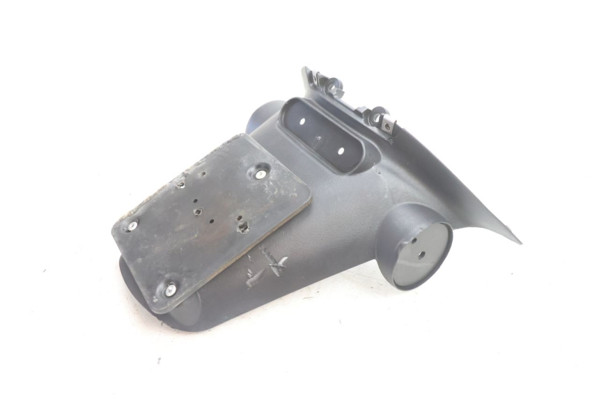 photo de ALETA TRASERA PIAGGIO VESPA PRIMAVERA 2T 50 (2013 - 2018) - Detalle de la pieza