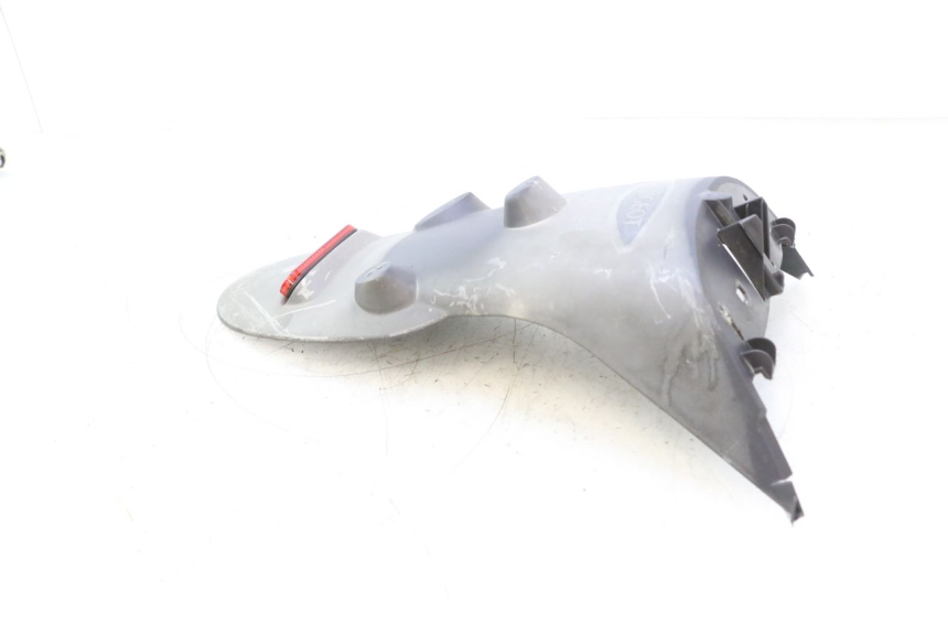 photo de ALETA TRASERA PEUGEOT VIVACITY 50 (1998 - 2003) - Zoom estado de uso