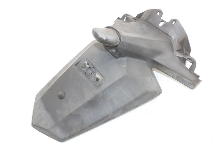 photo de GUARDABARROS TRASERO YAMAHA XMAX X-MAX ABS 125 (2017 - 2020) - Detalle de la pieza