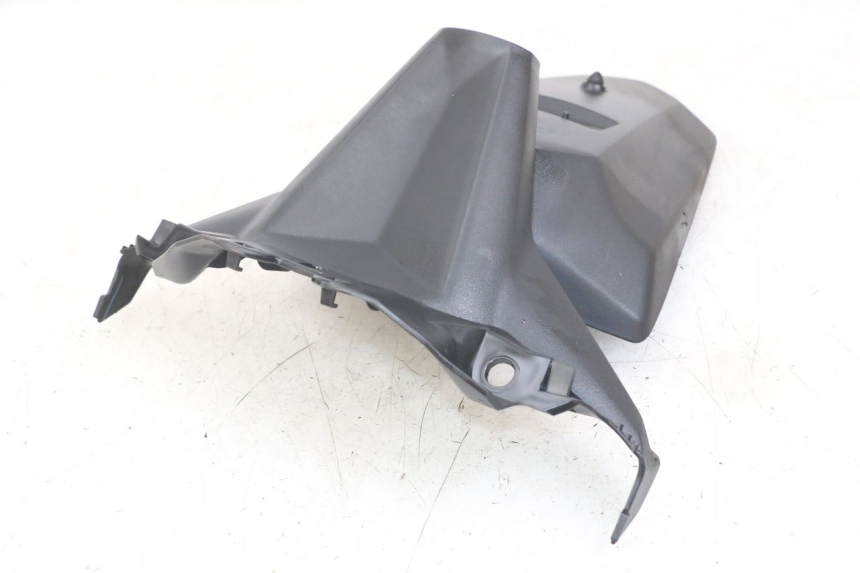 photo de GUARDABARROS TRASERO YAMAHA XMAX X-MAX ABS 125 (2017 - 2020) - Otra perspectiva