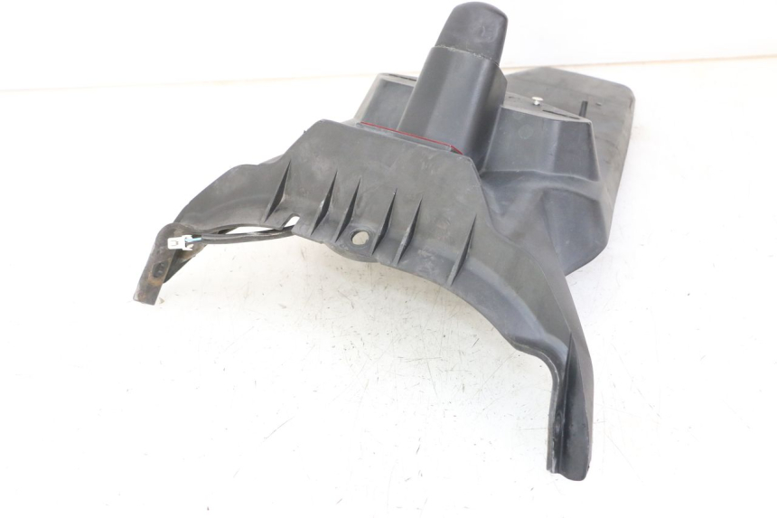 photo de GUARDABARROS TRASERO YAMAHA X-MAX XMAX ABS 250 (2010 - 2012) - Otra perspectiva