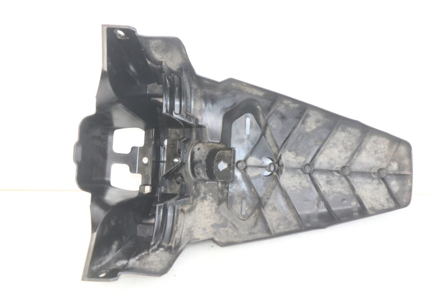 photo de GUARDABARROS TRASERO YAMAHA XMAX X-MAX 125 (2006 - 2009) - Otra perspectiva