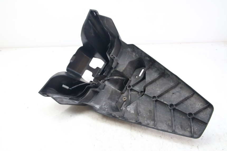 photo de GUARDABARROS TRASERO YAMAHA XMAX X-MAX 125 (2006 - 2009) - Vista general del producto