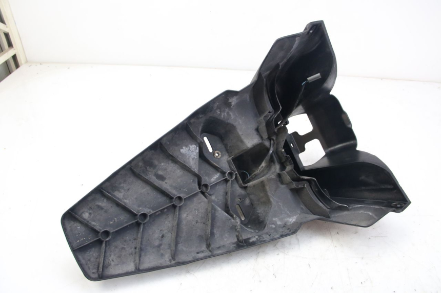 photo de GUARDABARROS TRASERO YAMAHA XMAX X-MAX 125 (2006 - 2009) - Estado de la superficie y material