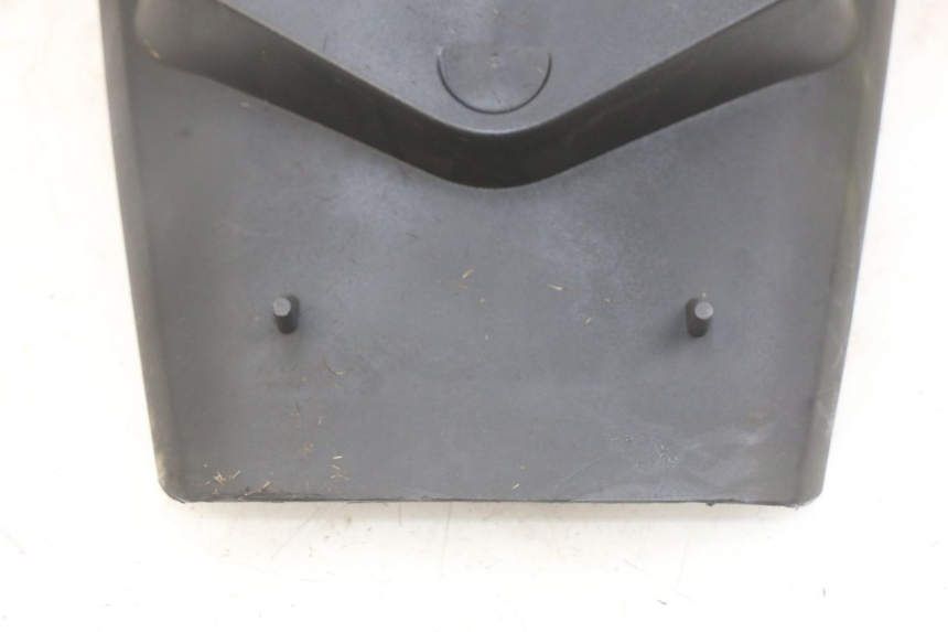 photo de GUARDABARROS TRASERO YAMAHA XMAX X-MAX 125 (2006 - 2009) - Detalle de la pieza