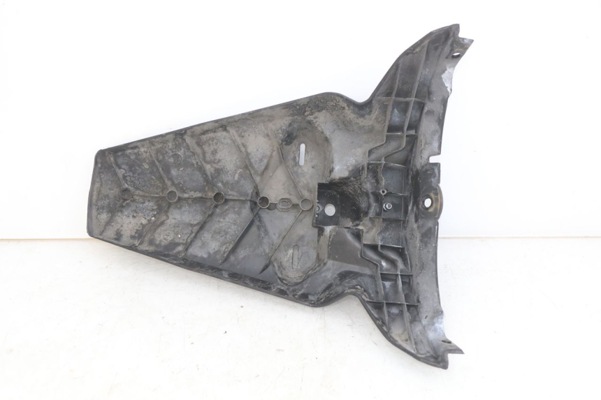 photo de GUARDABARROS TRASERO YAMAHA X-MAX XMAX 125 (2010 - 2013) - Detalle de la pieza