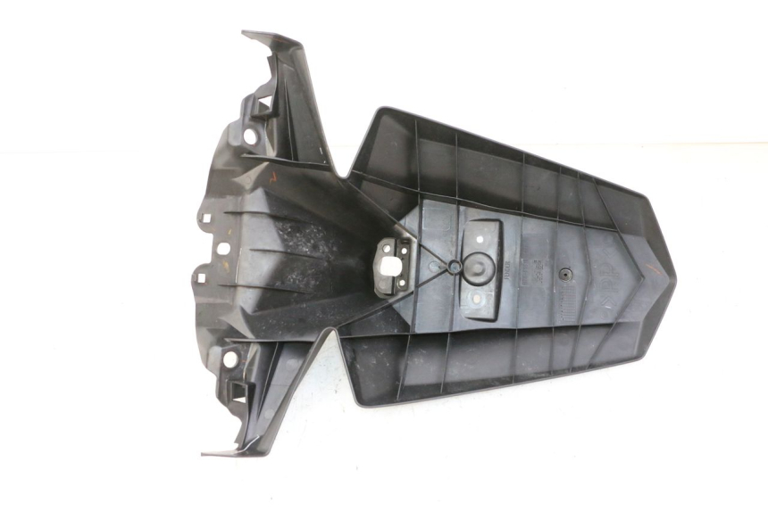 photo de ALETA TRASERA YAMAHA XMAX X-MAX 125 (2021 - 2025) - Zoom estado de uso