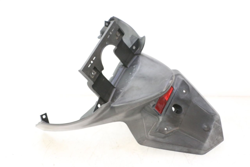 photo de ALETA TRASERA HONDA XLV VARADERO 125 (2007 - 2012) - Primer plano técnico