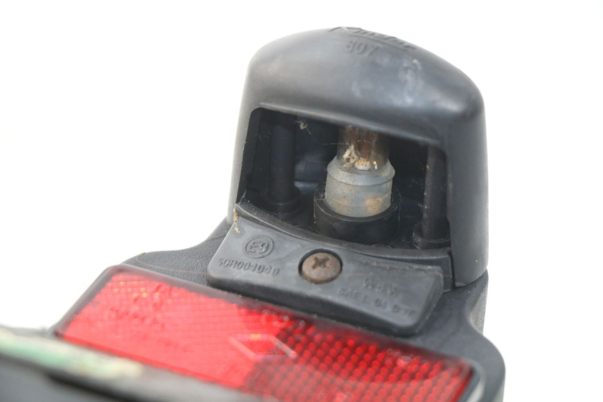 photo de ALETA TRASERA YAMAHA YP MAJESTY 125 (2007 - 2010) - Detalle de la pieza