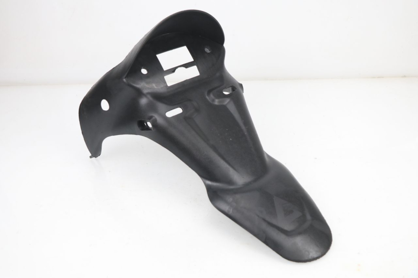 photo de ALETA TRASERA YIYING YY125T-6 125 (2006 - 2014) - Vista principal