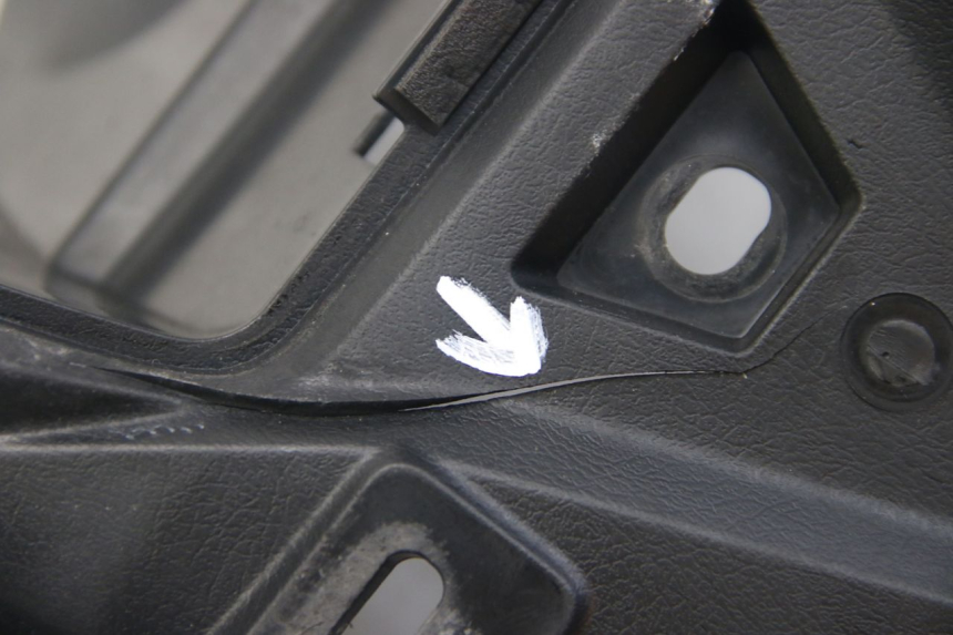 photo de GUARDABARROS YAMAHA D'ELIGHT DELIGHT 125 (2017 - 2020) - Detalle de la pieza