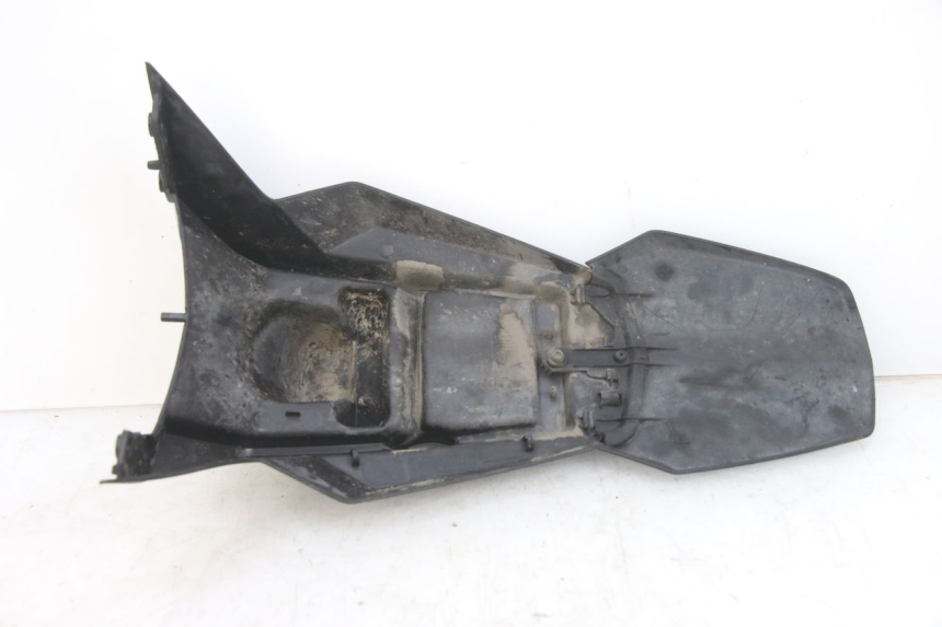 photo de GUARDABARROS PEUGEOT SPEEDFIGHT 4 4T 50 (2015 - 2020) - Detalle de la pieza