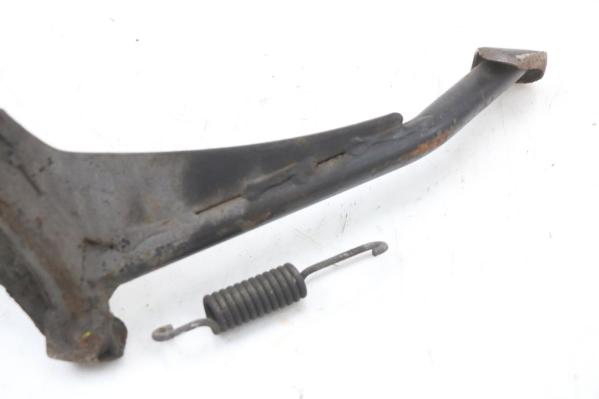 photo de CABALLETE CENTRAL SUZUKI BURGMAN 125 (2007 - 2014) - Primer plano técnico