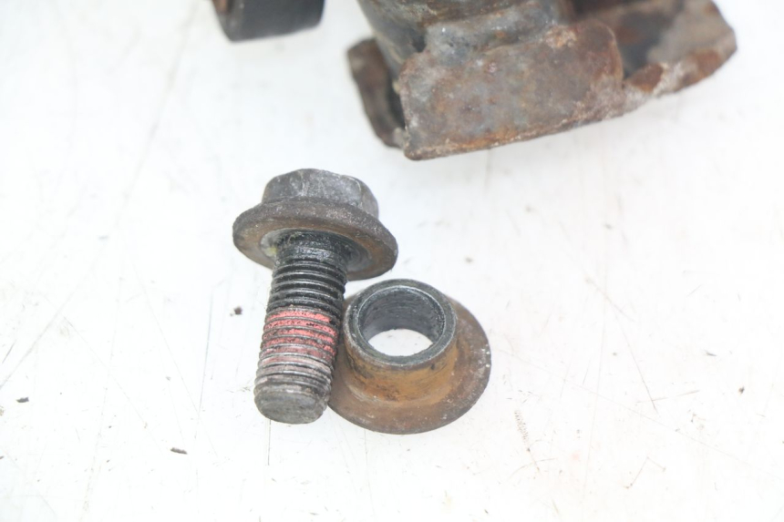 photo de PATA CENTRAL. HONDA FES PANTHEON 2T 125 (1998 - 2002) - Zoom sobre los componentes