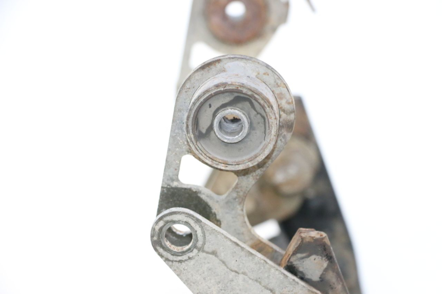 photo de CABALLETE CENTRAL YAMAHA FJR 1300 (2001 - 2005) - Primer plano técnico