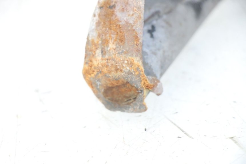 photo de PATA CENTRAL. PIAGGIO FLY 125 (2005 - 2012) - Detalle de la pieza