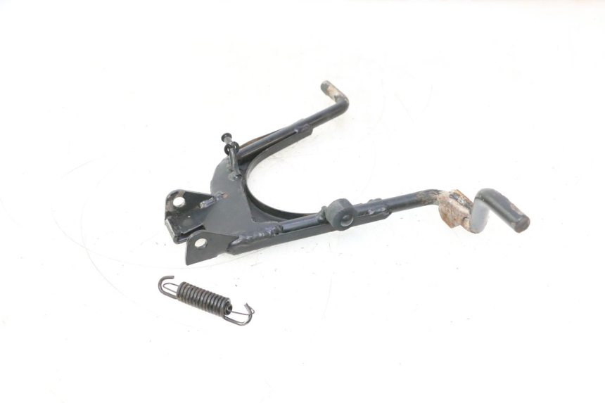 photo de CABALLETE CENTRAL KEEWAY HURRICANE 50 (2006 - 2019) - Detalles de los puntos de fijación